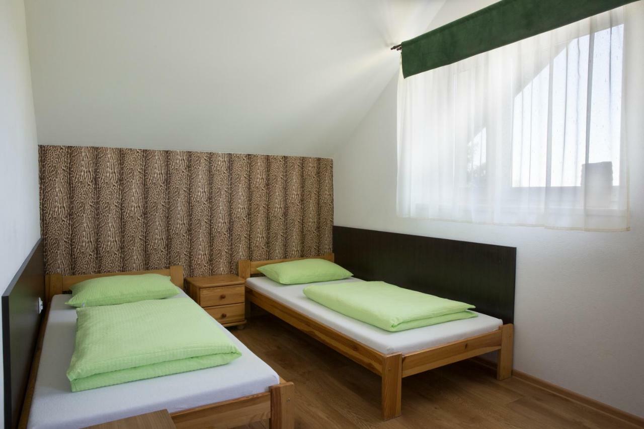 Agroturystyka Wichrowe Wzgorze Osiek  Exteriör bild